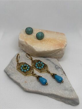 Turquoise Gold-Tone Dangle Earrings and Stud Set